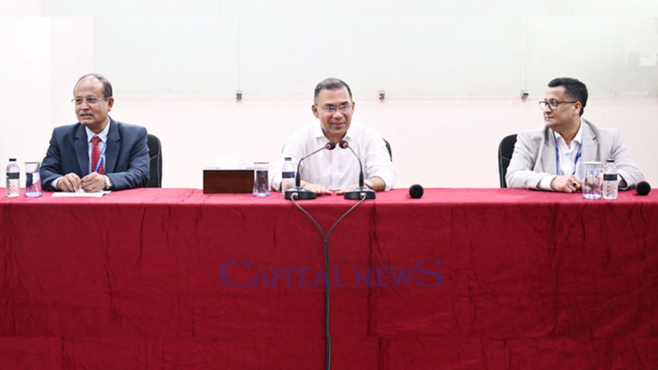 Prime Minister urges students to build stable politics 
