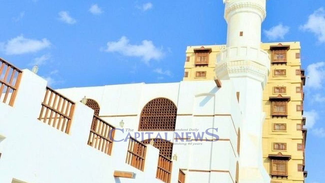 Muslims left with nowhere to pray as only Mosque in Sambhal UP razed