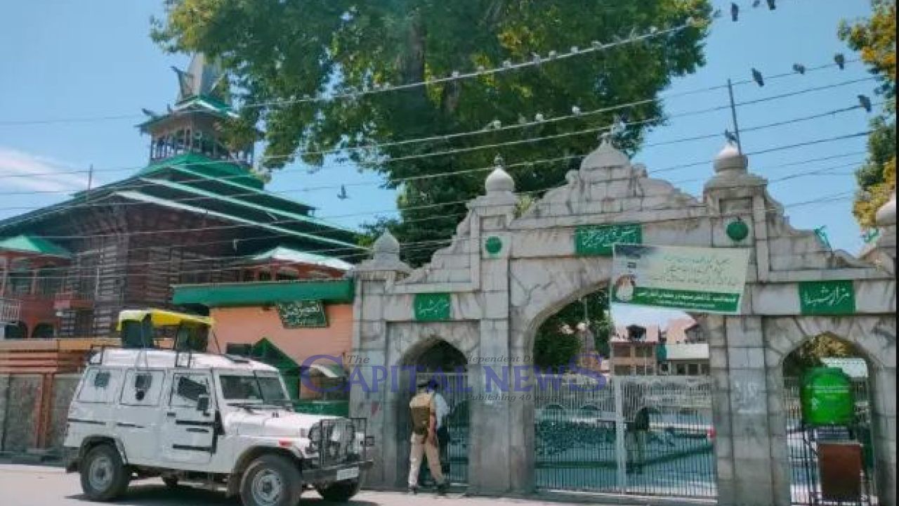 Restrictions tightened in Srinagar, people barred from visiting Mazar-e-Shuhada