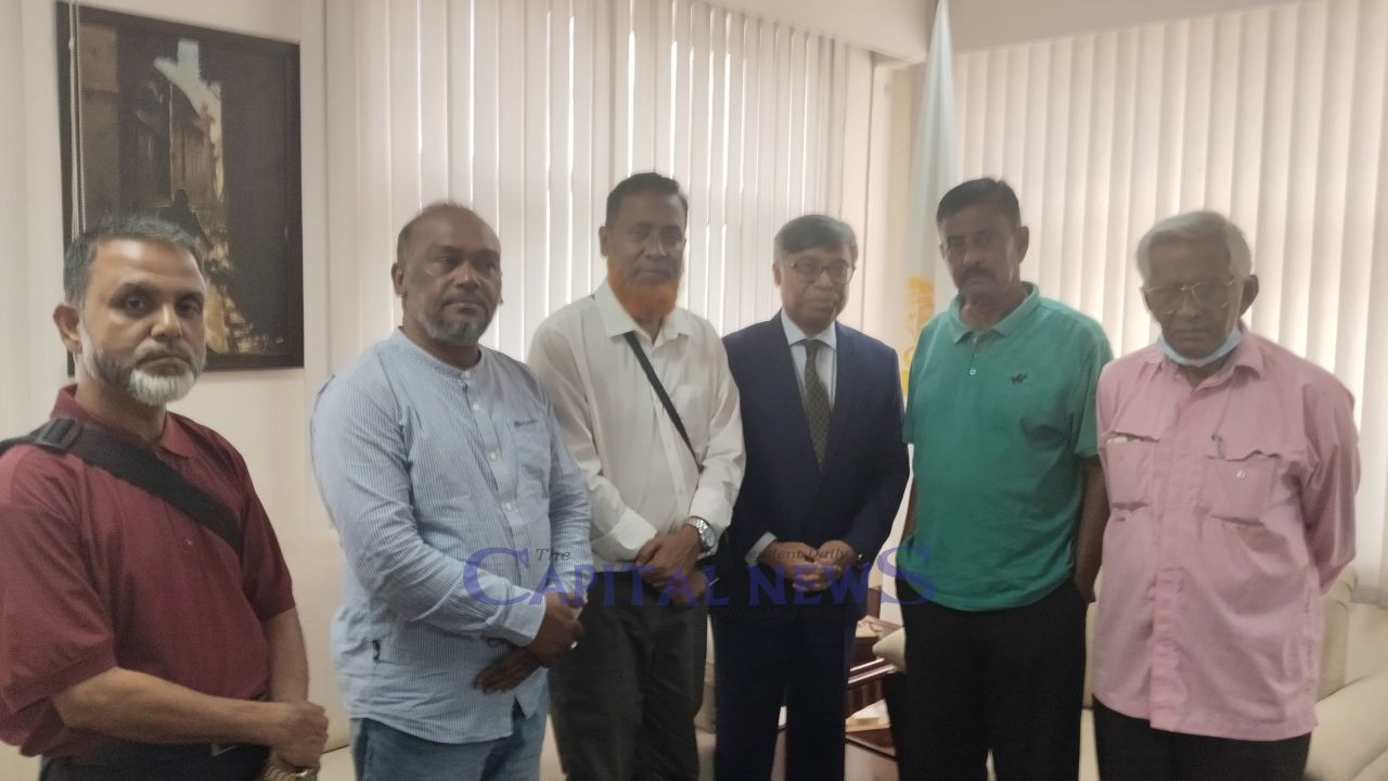 Bangladesh journalists meet SAARC Secretary General in Kathmandu
