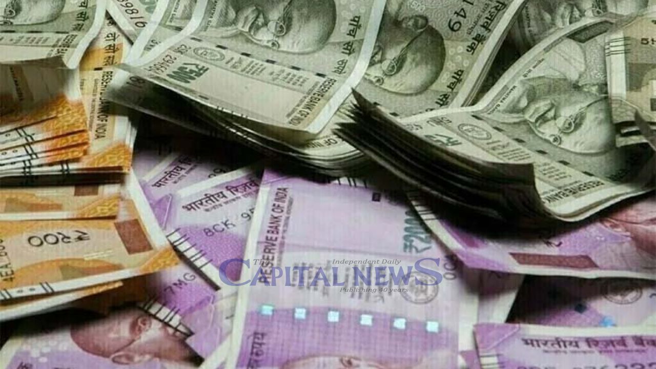 Indian economy completely fallen, crumbles as inflation, capital flight, currency collapse hit citizens